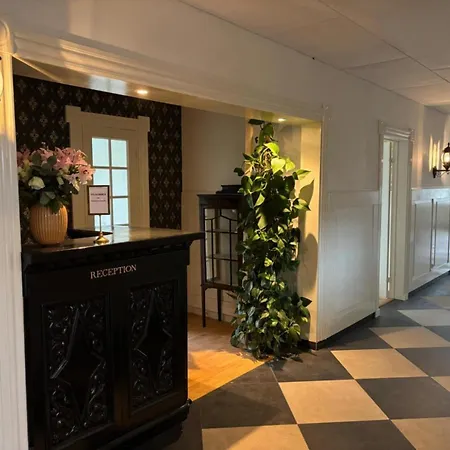 Vrensted Hostel *