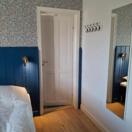 Vandrarhem Vrensted *